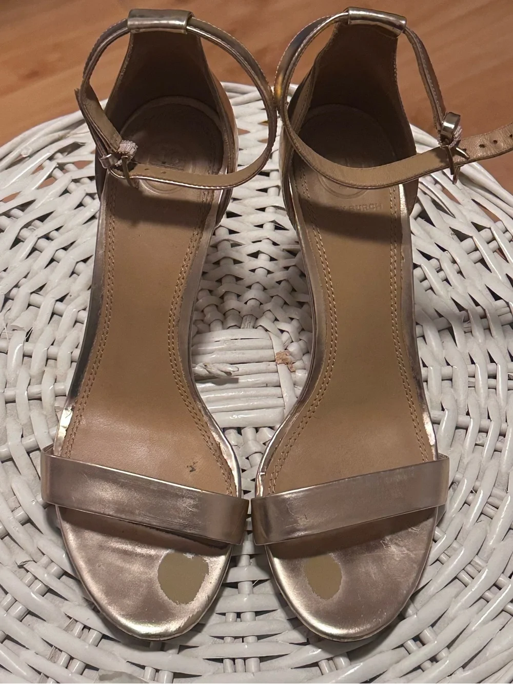 Tory Burch Women’s Metallic Rose Gold Ankle Strap Heels Size 8M Leather